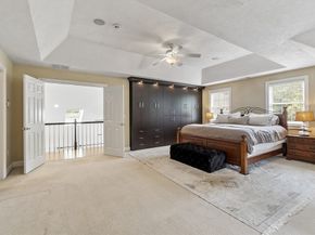 37 Stirling St, Andover MA 01810