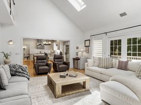37 Stirling St, Andover MA 01810