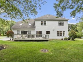 37 Stirling St, Andover MA 01810