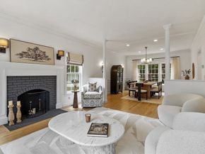 37 Stirling St, Andover MA 01810