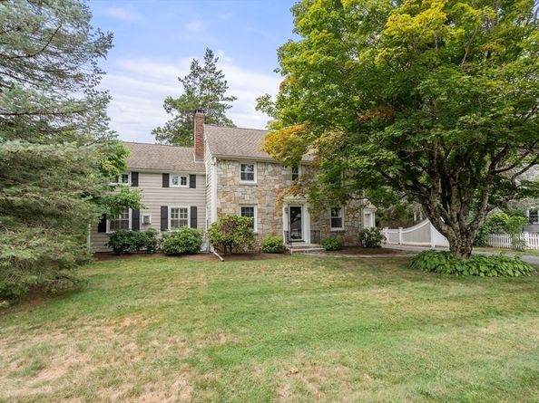 428 Weston Road, Wellesley MA 02482