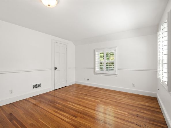 428 Weston Road, Wellesley MA 02482