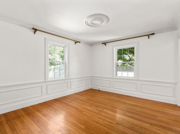 428 Weston Road, Wellesley MA 02482