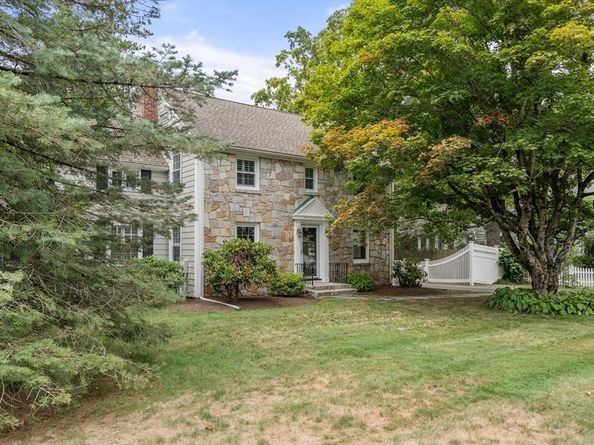 428 Weston Road, Wellesley MA 02482