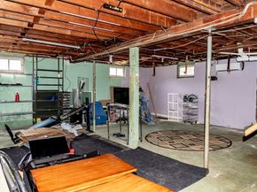 6 Carrington St, Blackstone MA 01504
