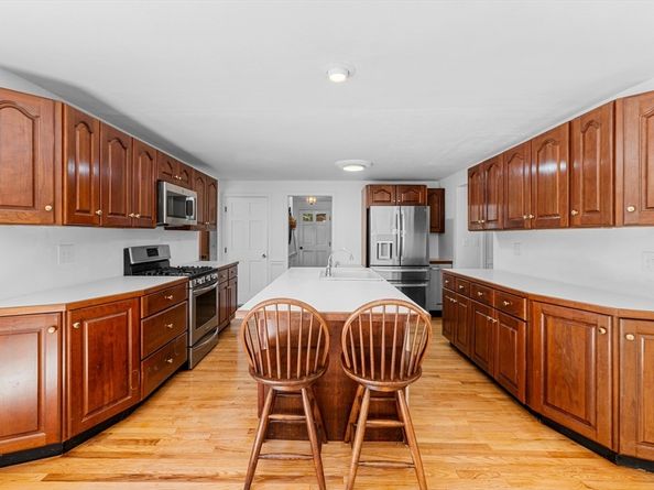 456 Gorwin Drive, Hanson MA 02341