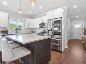 843 Ledgewood Way 843, Clinton MA 01510