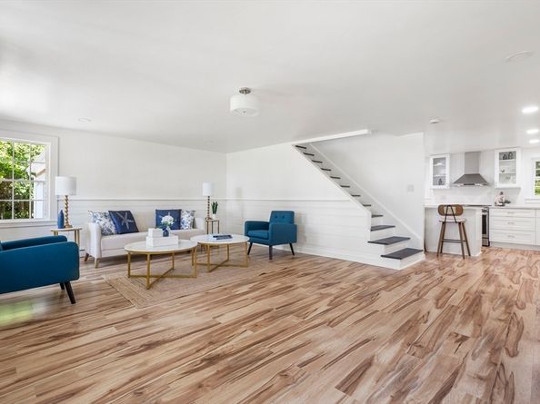 15 Neds Point, Mattapoisett MA 02739