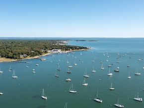 15 Neds Point, Mattapoisett MA 02739
