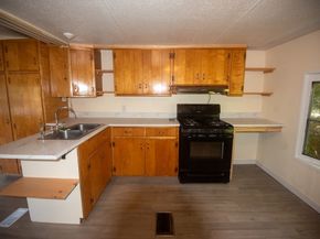 20 Dana Road, Barre MA 01005
