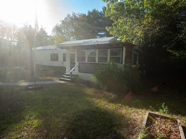 20 Dana Road, Barre MA 01005