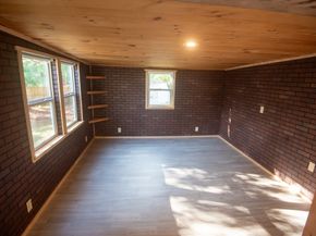 20 Dana Road, Barre MA 01005
