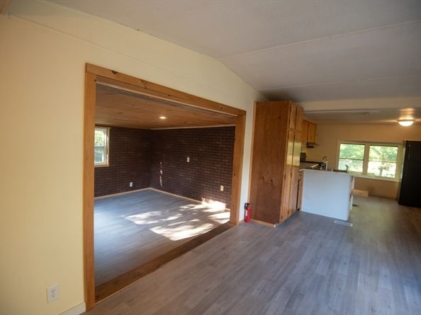 20 Dana Road, Barre MA 01005