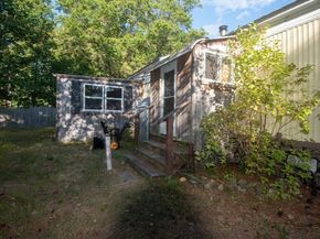 20 Dana Road, Barre MA 01005