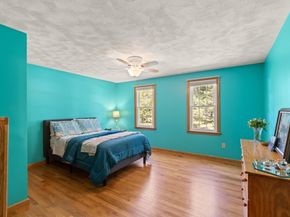 40 Agostino Dr, Wilmington MA 01887