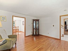 40 Agostino Dr, Wilmington MA 01887