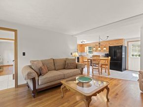 40 Agostino Dr, Wilmington MA 01887