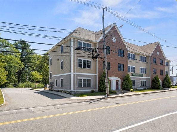 15 Church St 302, Wilmington MA 01887
