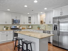 15 Church St 302, Wilmington MA 01887