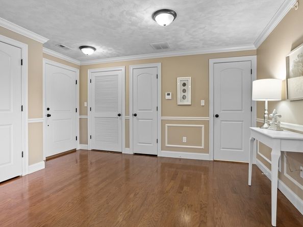 15 Church St 302, Wilmington MA 01887