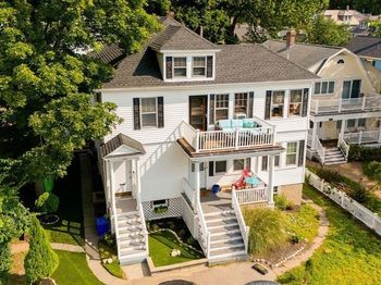 352 Charles River Rd