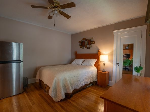 352 Charles River Rd 352, Watertown MA 02472