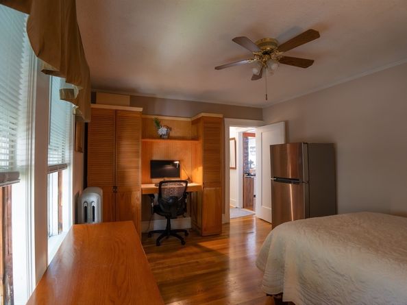 352 Charles River Rd 352, Watertown MA 02472