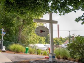 352 Charles River Rd 352, Watertown MA 02472
