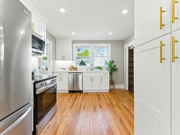 104 Lincoln Street, Hudson MA 01749