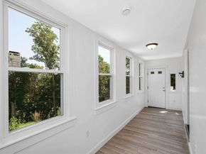 21 Crest Ave, Chelsea MA 02150