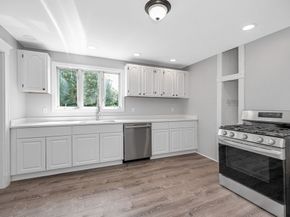 21 Crest Ave, Chelsea MA 02150