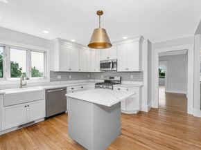 21 Crest Ave, Chelsea MA 02150