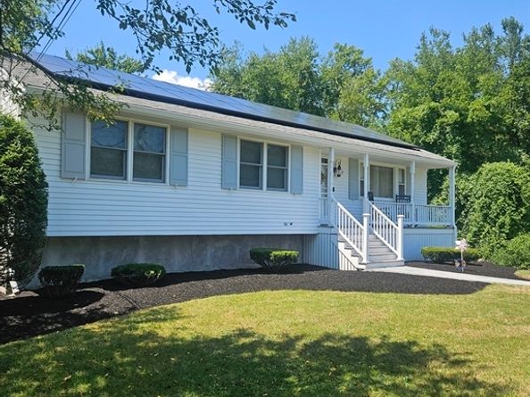 57 Candy Ln, Brockton MA 02301