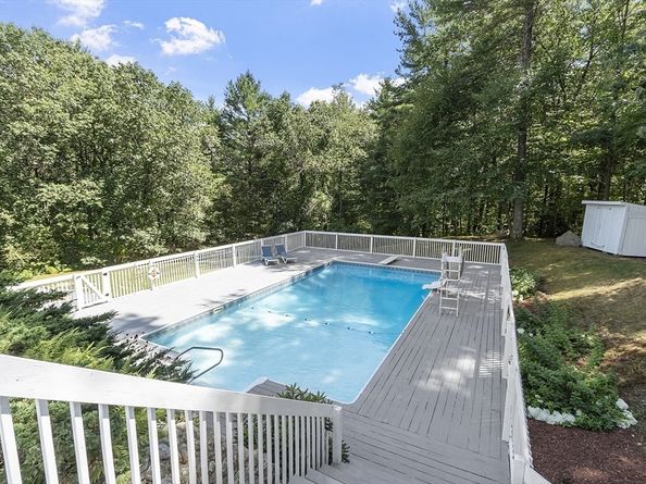 17 Coal Kiln Rd, Princeton MA 01541