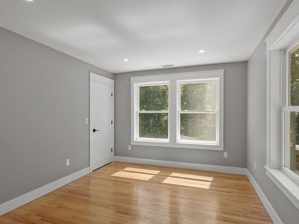 17 Coal Kiln Rd, Princeton MA 01541