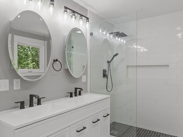 17 Coal Kiln Rd, Princeton MA 01541