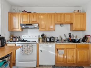 182 Harvard 3, Cambridge MA 02138