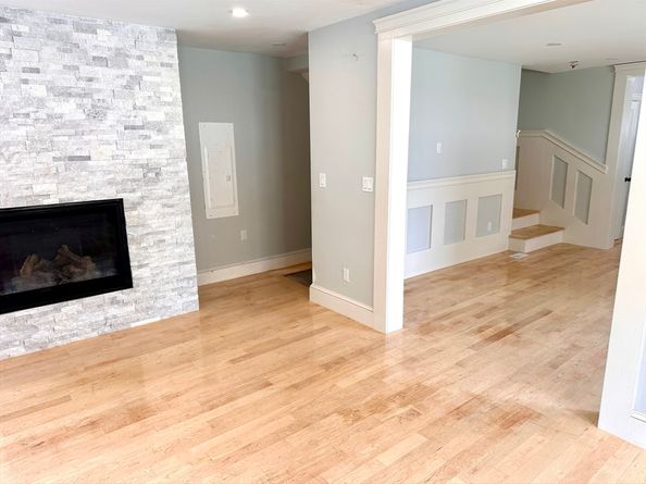 442 High Street, Dedham MA 02026