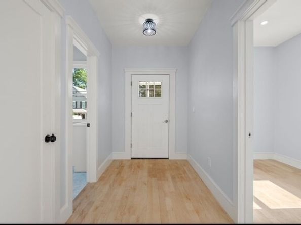 442 High Street, Dedham MA 02026