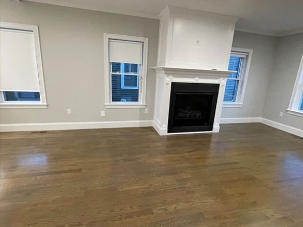 102 Milner Street, Waltham MA 02451