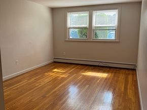 100 Magnolia Ave 5, Lynn MA 01904