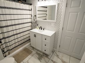 202 West St, Plympton MA 02367