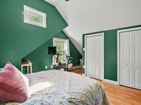 9 Oregon Road, Southborough MA 01772