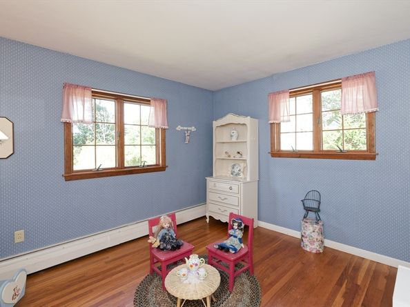 9 Banning Drive, Northbridge MA 01588