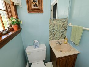 9 Banning Drive, Northbridge MA 01588