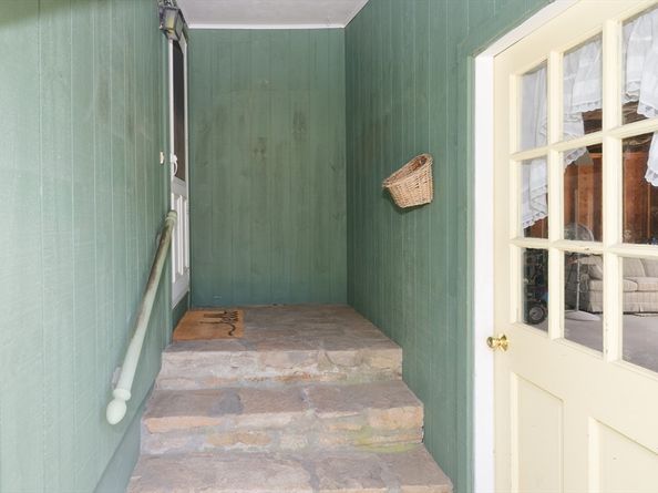 9 Banning Drive, Northbridge MA 01588