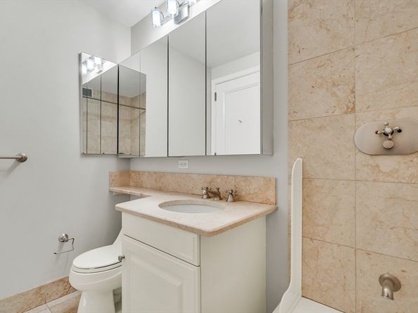 2 Avery Street 27G, Boston MA 02111