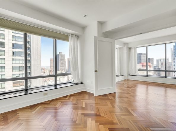 2 Avery Street 27G, Boston MA 02111