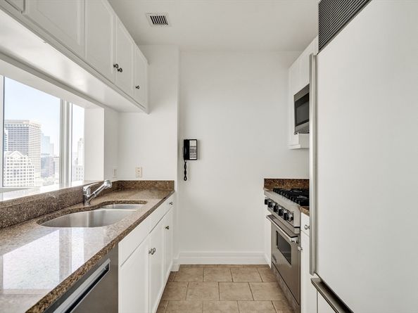 2 Avery Street 27G, Boston MA 02111