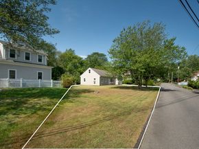 15 Cushing Rd, Cohasset MA 02025